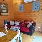 Les Du 4*
